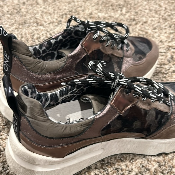 Brown camouflage sneakers by L’idea by Lori - Picture 8 of 8